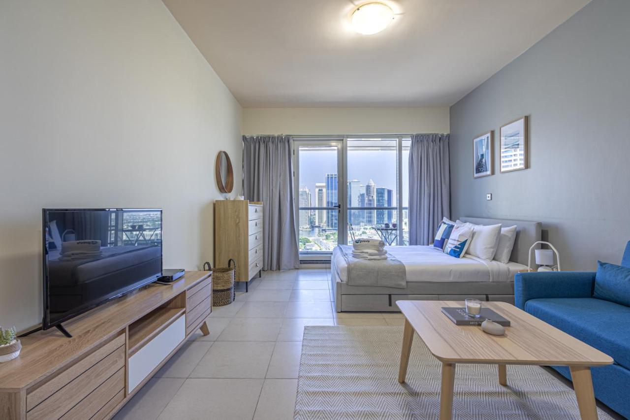 Higuests - Modern With Incredible Skyline View अपार्टमेंट Dubai